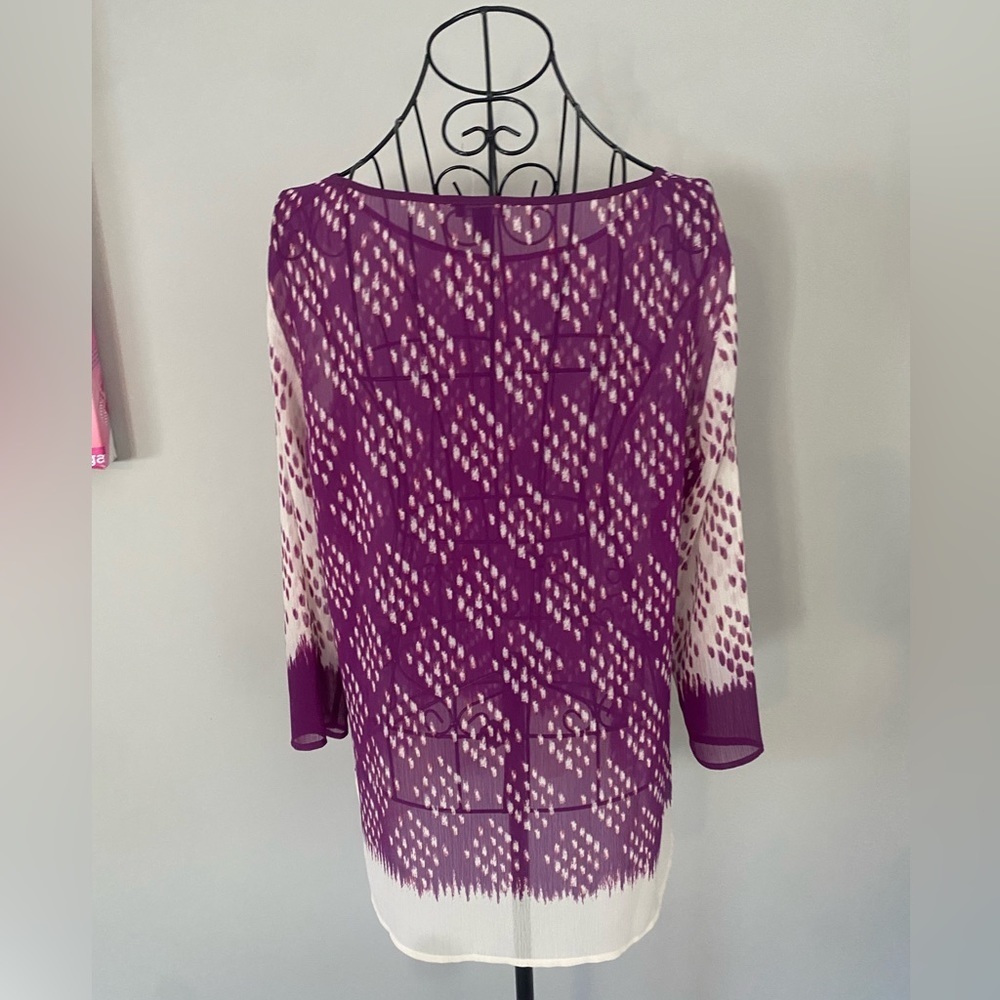 Ann Taylor Women’s Sheer Blouse Size Medium💕 - Picture 3 of 5